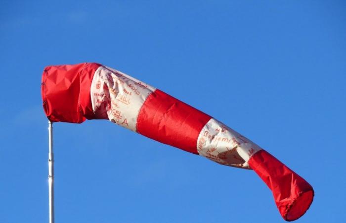 Nachrichten – Val-de-Travers – Starke Böen in Val-de-Travers: Vorsicht bis heute Abend