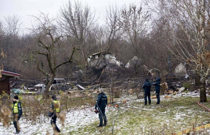 Nach dem Absturz eines Frachtflugzeugs diskutiert Deutschland über mögliche Intervention von außen