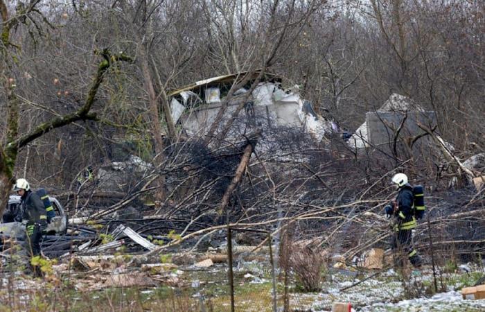 Litauen: DHL-Flugzeug aus Leipzig stürzt in Wohngebiet – ein Toter | News