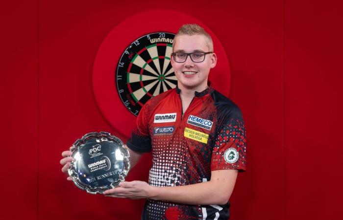 Herzzerreißender Moment, als das Dart-Wunderkind in Tränen ausbrach, nachdem es die Chance verpasst hatte, in Luke Littlers Fußstapfen zu treten