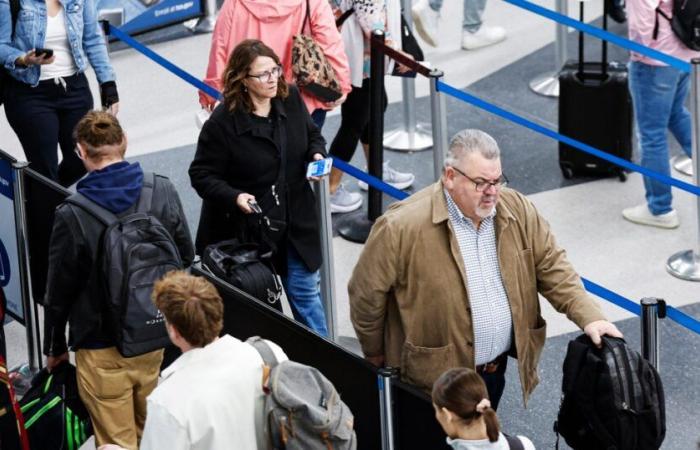 Streiks, Regen und Schnee stellen während der Rekordreisewoche an Thanksgiving eine Herausforderung dar