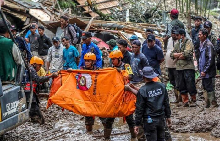 Indonesien: 16 Tote und 7 Vermisste bei Überschwemmungen auf Sumatra