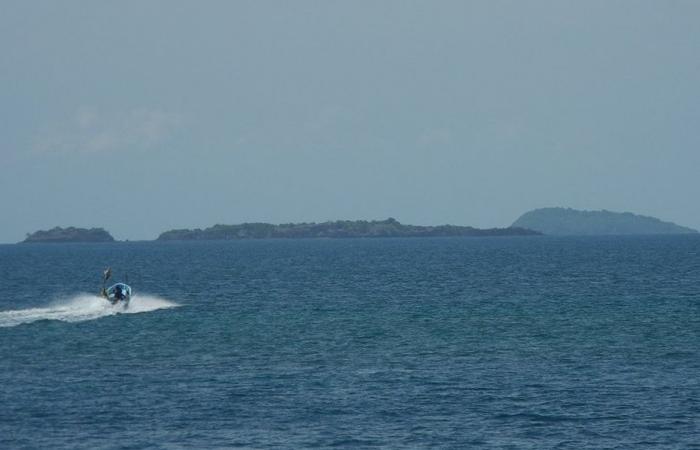 Zwei somalische Flüchtlingsboote wurden in der Nähe von Nosy Bé gefunden, nachdem sie drei Wochen lang treibend waren