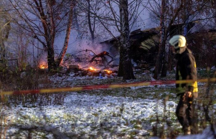 Flugzeugabsturz in Litauen: Suche nach der Ursache