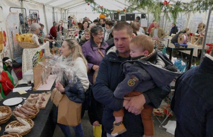 FOTOS. Beleuchtete Traktoren locken Menschenmassen in dieses Dorf in Calvados