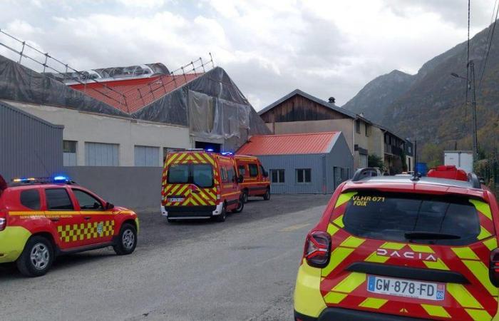 Brand in einem Unternehmen in Tarascon-sur-Ariège, mehrere Mitarbeiter wurden in die Notaufnahme von Chiva evakuiert