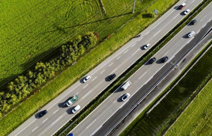 Die Ablehnung des Autobahnausbaus belebt die Debatte über Mobilitätsprioritäten neu – rts.ch