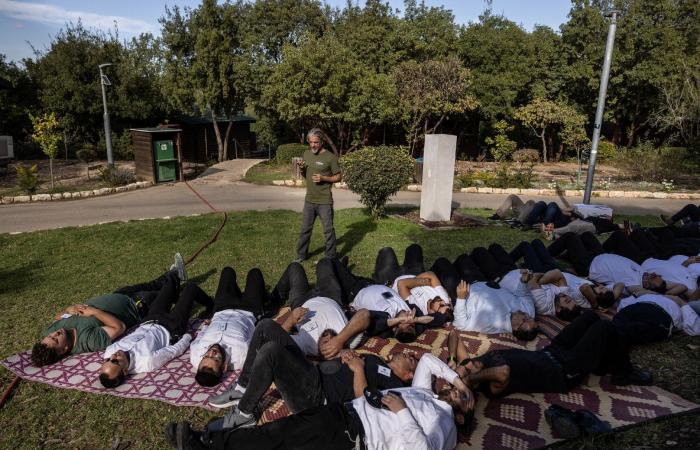 In Israel heilen Freiwillige vom 7. Oktober ihre blauen Flecken