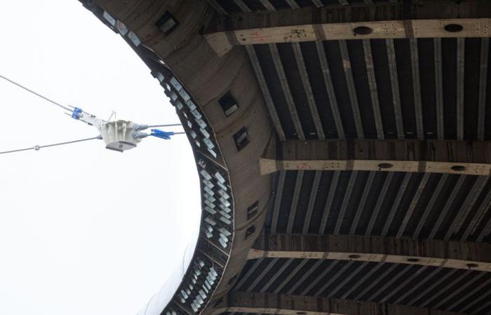 Olympiastadion | Da das Dach praktisch demontiert ist, verspricht der Winter eine große Herausforderung zu werden