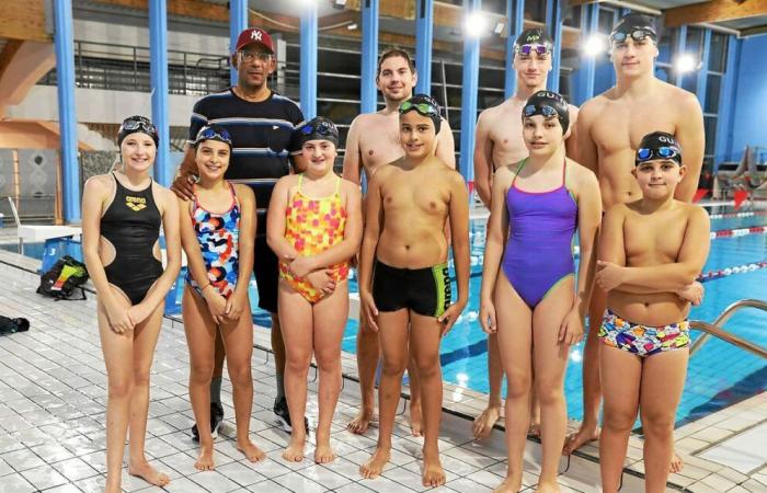 In Guingamp trotzen Schwimmer der Müdigkeit und kommen ins Schwimmbad