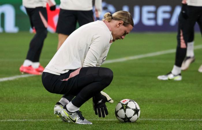 Bayern-PSG: Wer ist Matvey Safonov, der russische Torhüter, der von Luis Enrique anstelle von Donnarumma gestartet wurde?