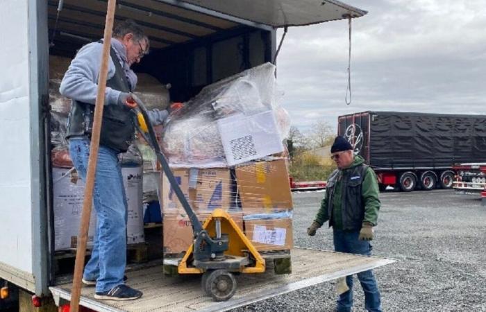 Beuzeville. Nach den Überschwemmungen machen sich Biker und ein voller LKW auf den Weg nach Valencia