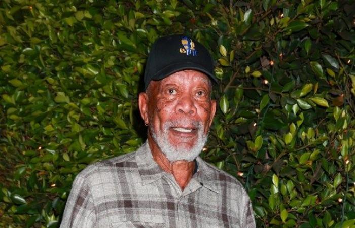 Morgan Freeman, 87, sieht nach gesundheitlichen Bedenken munter und strahlend aus