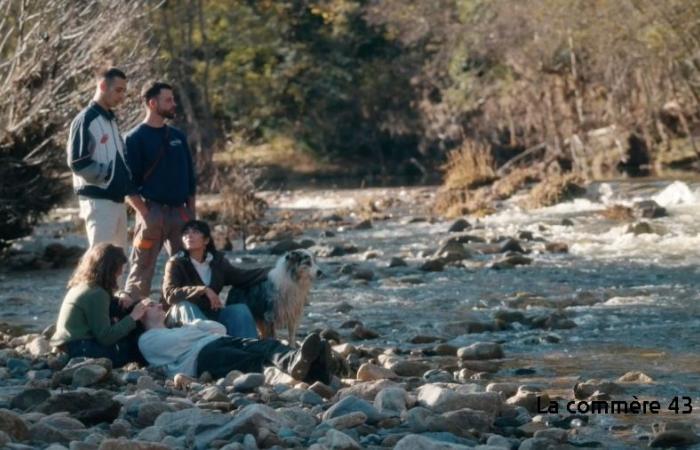 Am Plateau befestigt, drehte Lémofil seinen neuesten Clip in Chambon-sur-Lignon