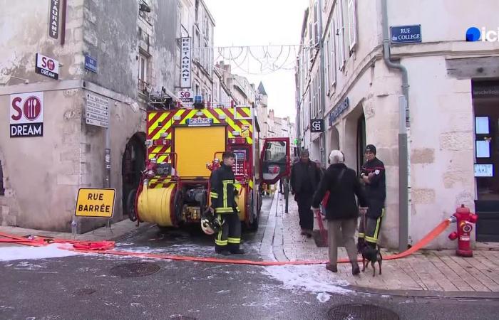 „Das Gebäude ist unbewohnbar.“ Nach dem Brand, bei dem in La Rochelle ein Mensch ums Leben kam, werden die Ermittlungen fortgesetzt