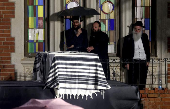 „Die ganze Welt steht auf dem Kopf“: In den VAE getöteter Rabbiner wurde in Jerusalem begraben