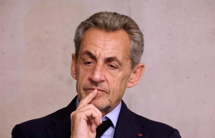 „Warum lügst du? „… Ein Lehrer ruft Nicolas Sarkozy mitten in einer Signierstunde zu