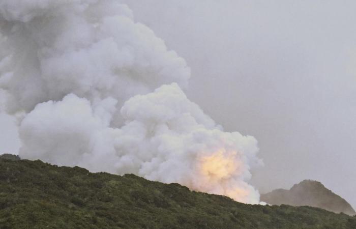 Japan | Großbrand an einer Raketenstartbasis