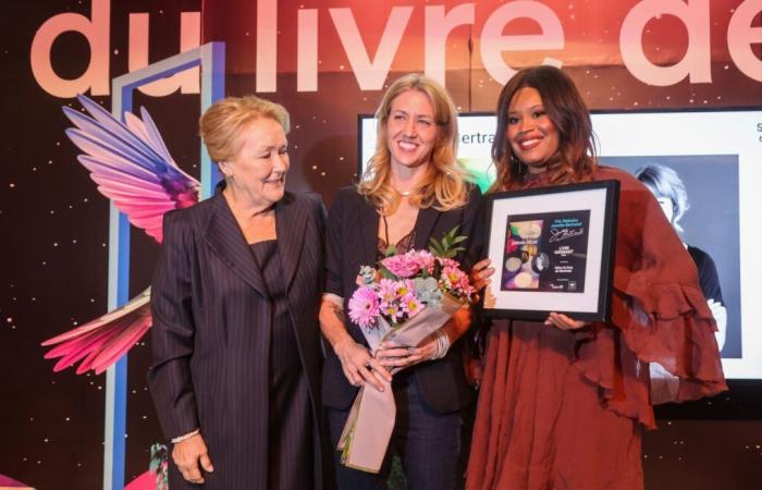 Marie-Hélène Larochelle gewinnt den ersten Janette-Bertrand-Literaturpreis