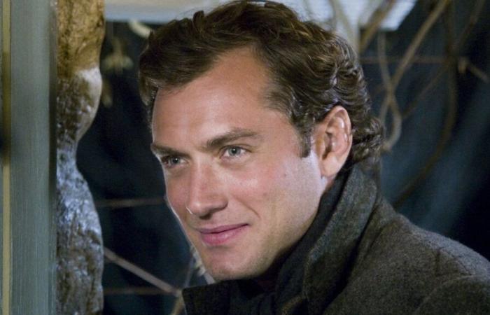 Jude Law zerstört den Mythos des berühmten Häuschens aus „The Holiday“.