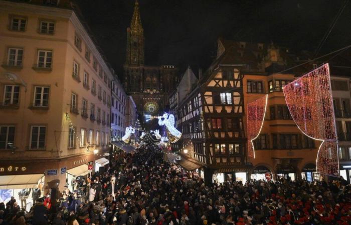 Der Straßburger Weihnachtsmarkt wird mit neuen Sicherheitsmaßnahmen eröffnet