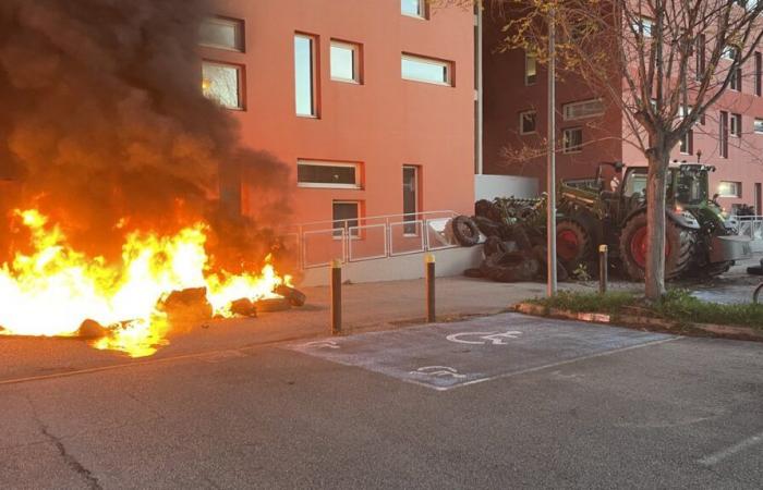 MSA abgeriegelt, Brände und Ringstraße von Nîmes blockiert