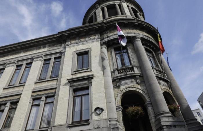 Molenbeek: Der als Stadtrat angekündigte Sozialist Yassine Akki zieht seine Kandidatur zurück, nachdem eine schwere rechtliche Verurteilung bekannt wurde