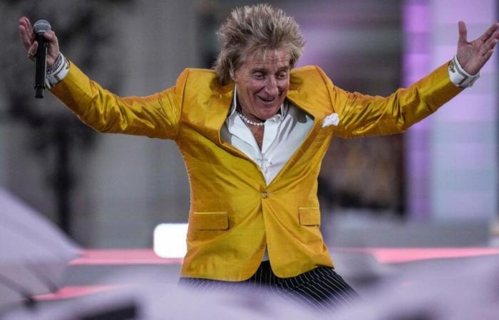 Rockstar Rod Stewart wird nächstes Jahr beim Glastonbury Festival spielen