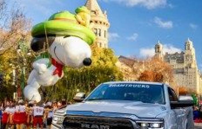 Ram Trucks treiben die 98. jährliche Macy’s Thanksgiving Day Parade an