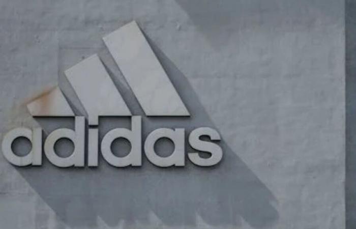 Adidas-Ausverkauf: 5 Paar Sneaker zu Schnäppchenpreisen am Black Friday zu ergattern