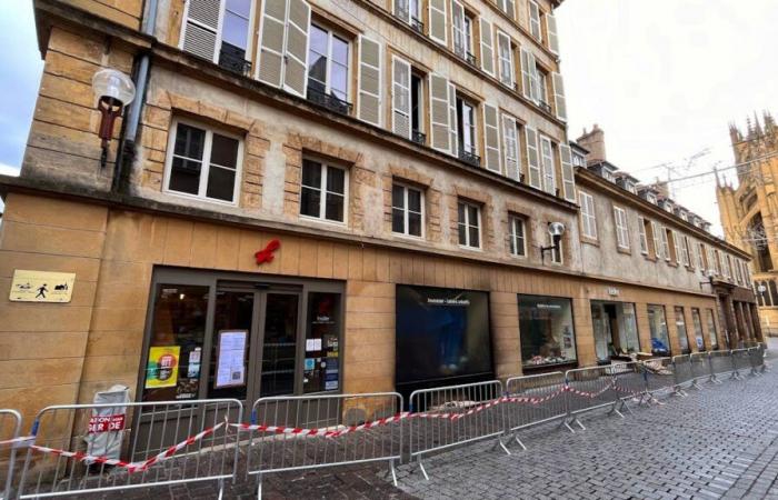 Grand Est: Ein Einbruch nach dem Brand in der historischen Buchhandlung in Metz