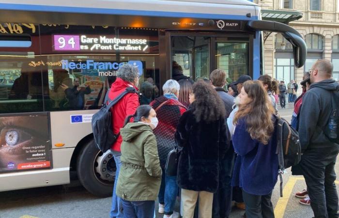 In den Bussen des Großraums Paris fährt mehr als jeder sechste Nutzer ohne Bezahlung