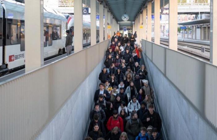 CFF: Täglich 50 % mehr Reisende am Bahnhof Renens