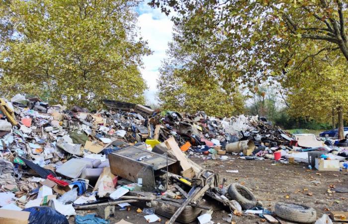 Givors: Was tun mit dem Abfall, mehr als einen Monat nach den Überschwemmungen?