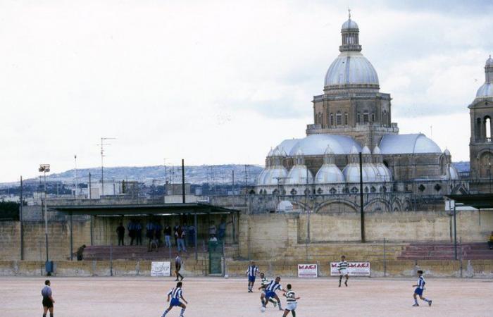 Verschiedene Fakten – Ein Rugbyspieler der Landes wurde wegen Vergewaltigung angeklagt und während eines Urlaubs auf Malta für einen Monat inhaftiert