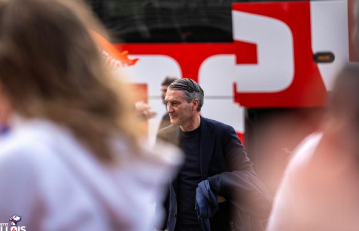 „Sie wurden erstochen“, „verurteilt“ Olivier Létang (LOSC) das Vorgehen der Fans des Bologna FC