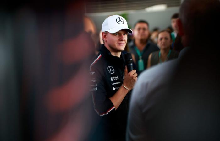 Schumacher verlässt Mercedes zum Ende der F1-Saison 2024