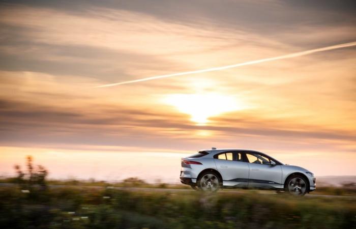 Jaguar ist gezwungen, die Elektroautos seiner Kunden zurückzukaufen, um Brände zu vermeiden