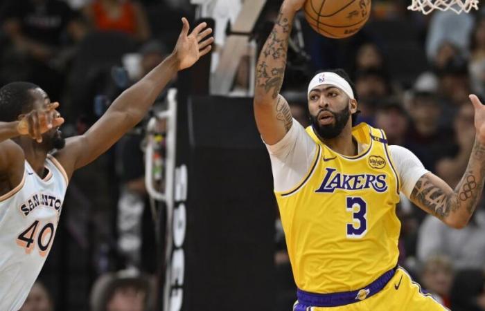 Die Aufstellungsänderungen der Lakers zahlen sich mit einem überzeugenden Sieg über die Spurs aus