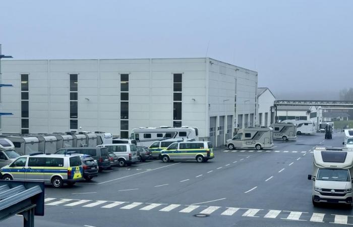 Größere Durchsuchungsaktion der Polizei bei Knaus Tabbert in Jandelsbrunn