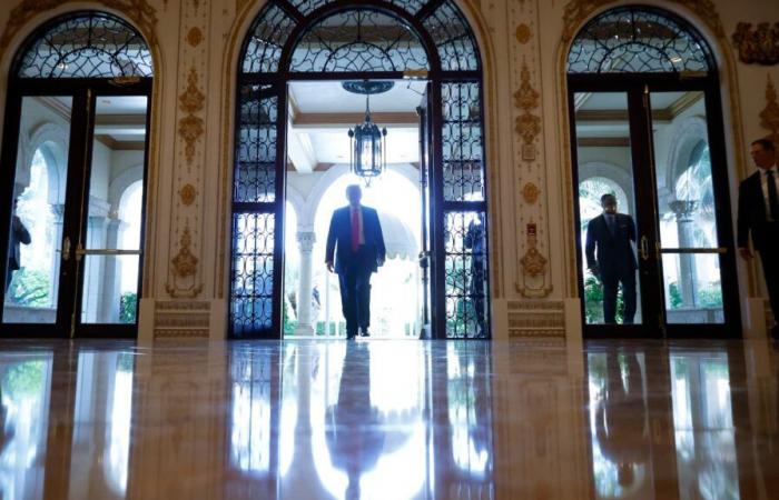 Mark Zuckerberg wurde von Donald Trump zum Abendessen ins Mar-a-Lago eingeladen