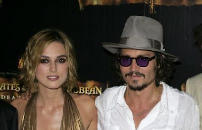 Johnny Depp spricht über die unangenehme Kussszene mit Keira Knightley aufgrund des großen Altersunterschieds