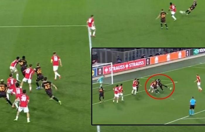 Der schicksalhafte Moment des Spiels AZ Alkmaar – Galatasaray! Osimhens Tor wurde als Abseits gewertet, die Straferwartung war erfolglos