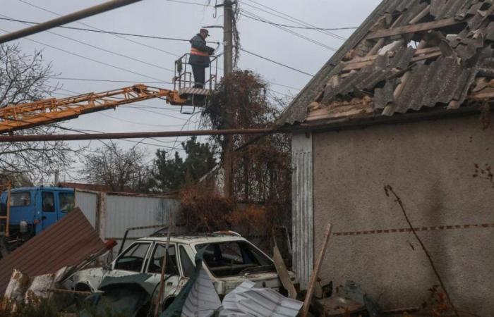 Nach Angaben der ukrainischen Armee wurden zwischen Donnerstagabend und Freitagmorgen einhundertzweiunddreißig russische Drohnen gestartet