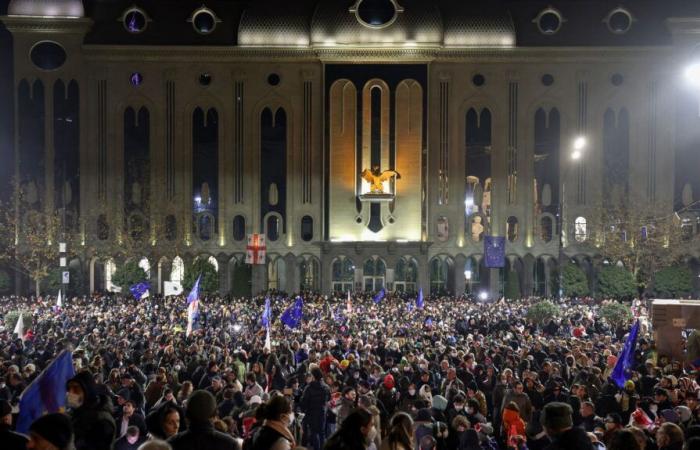 Tausende Pro-EU-Demonstranten versammeln sich erneut in Tiflis