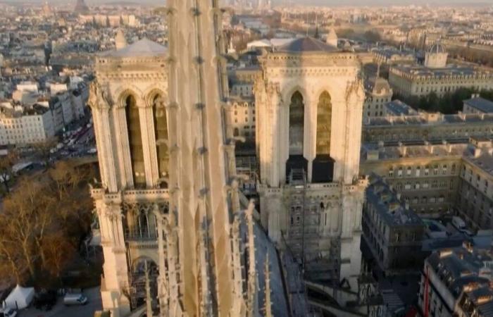 Emmanuel Macron macht seinen letzten Besuch auf der Baustelle der Kathedrale