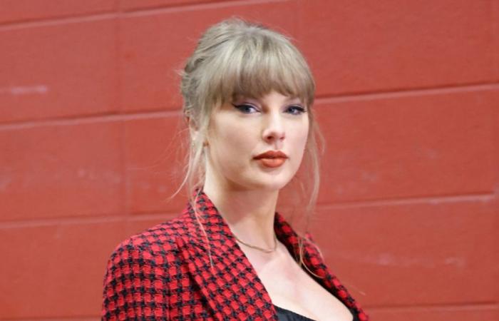 Billboard entschuldigt sich bei Taylor Swift für die Veröffentlichung eines Clips von Kanye Wests umstrittenem Musikvideo „Famous“, in dem sie „nackt“ zu sehen ist