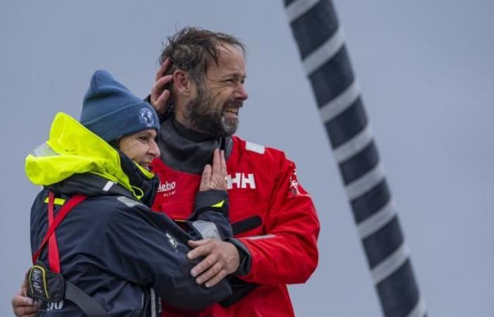 Thomas Coville und die Crew des Maxi-Trimarans Sodebo gingen bei der Jules Verne Trophy an den Start