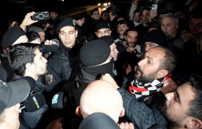 Tolle Reaktion auf das Beşiktaş-Team: Necip Uysal reagierte auf den Aufstand der Fans – Last-Minute-Sportnachrichten