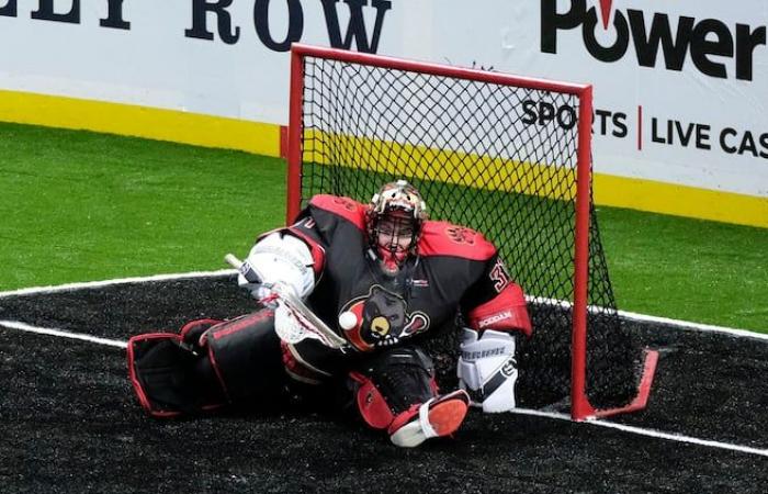 Zach Higgins stiehlt beim Eröffnungsspiel der Black Bears die Show